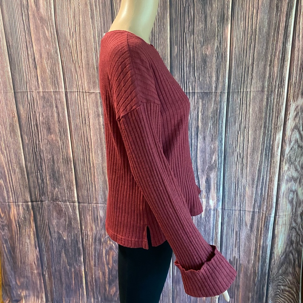 Very J size small NWT blush pink red statement sleeve boho sweater blouse - Picture 15 of 16